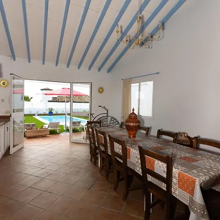 Semesterbostad Casa Noah, Con Piscina Privada